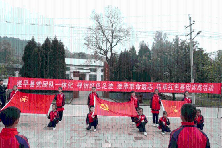10岁男孩“离家出走”体验流浪生活，理由让人哭笑不得